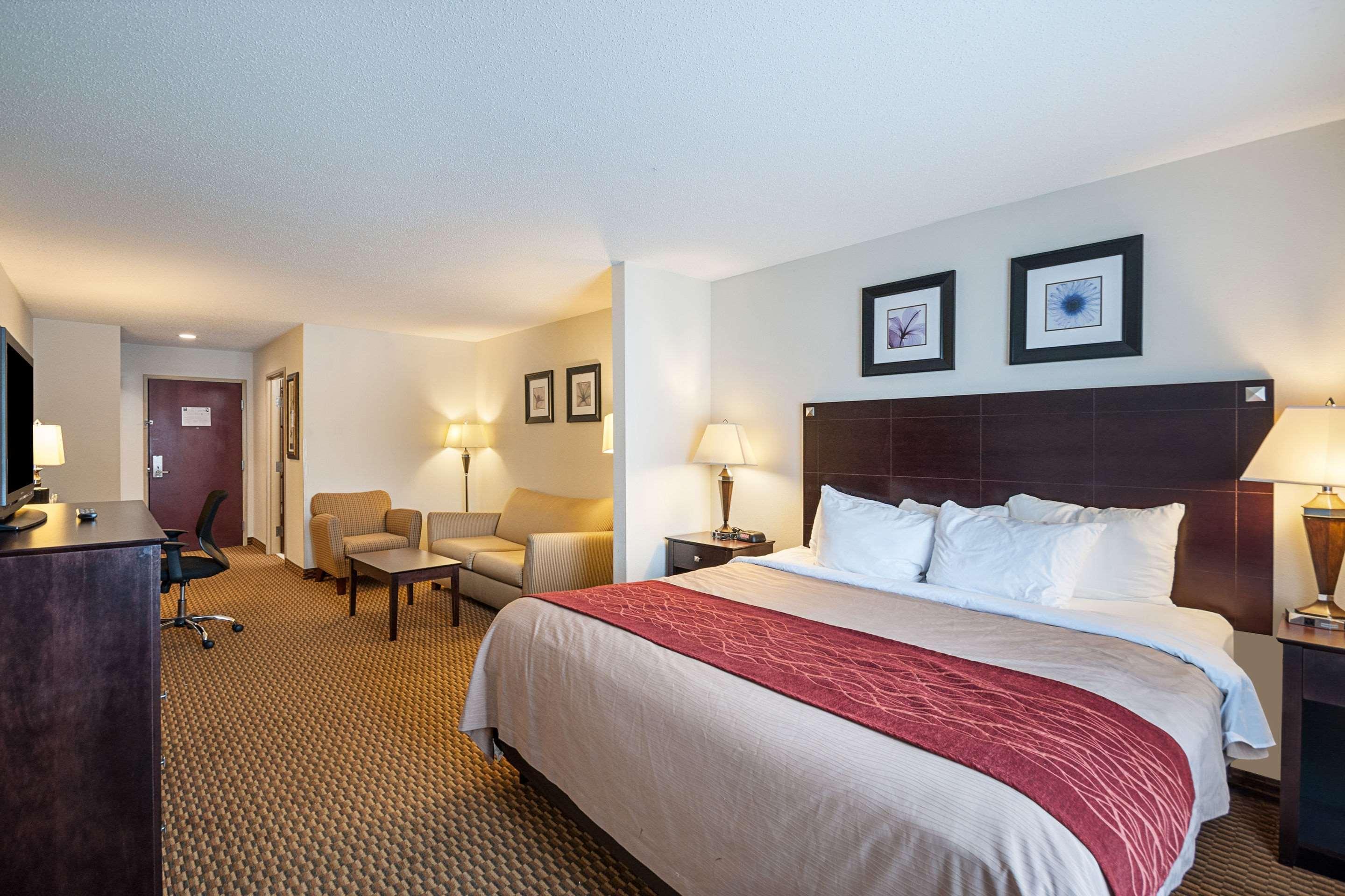 Comfort Inn & Suites Cambridge Εξωτερικό φωτογραφία