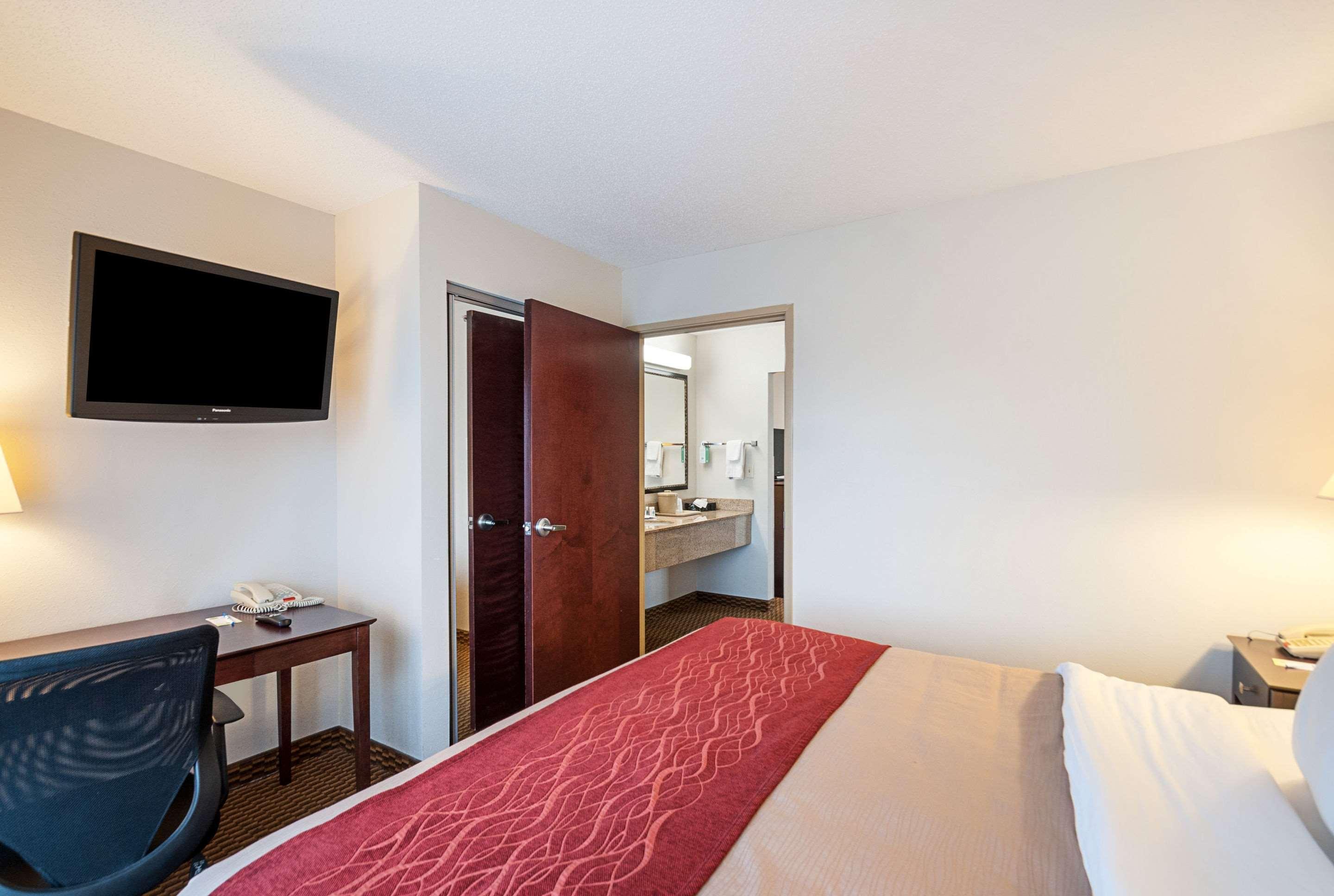 Comfort Inn & Suites Cambridge Εξωτερικό φωτογραφία