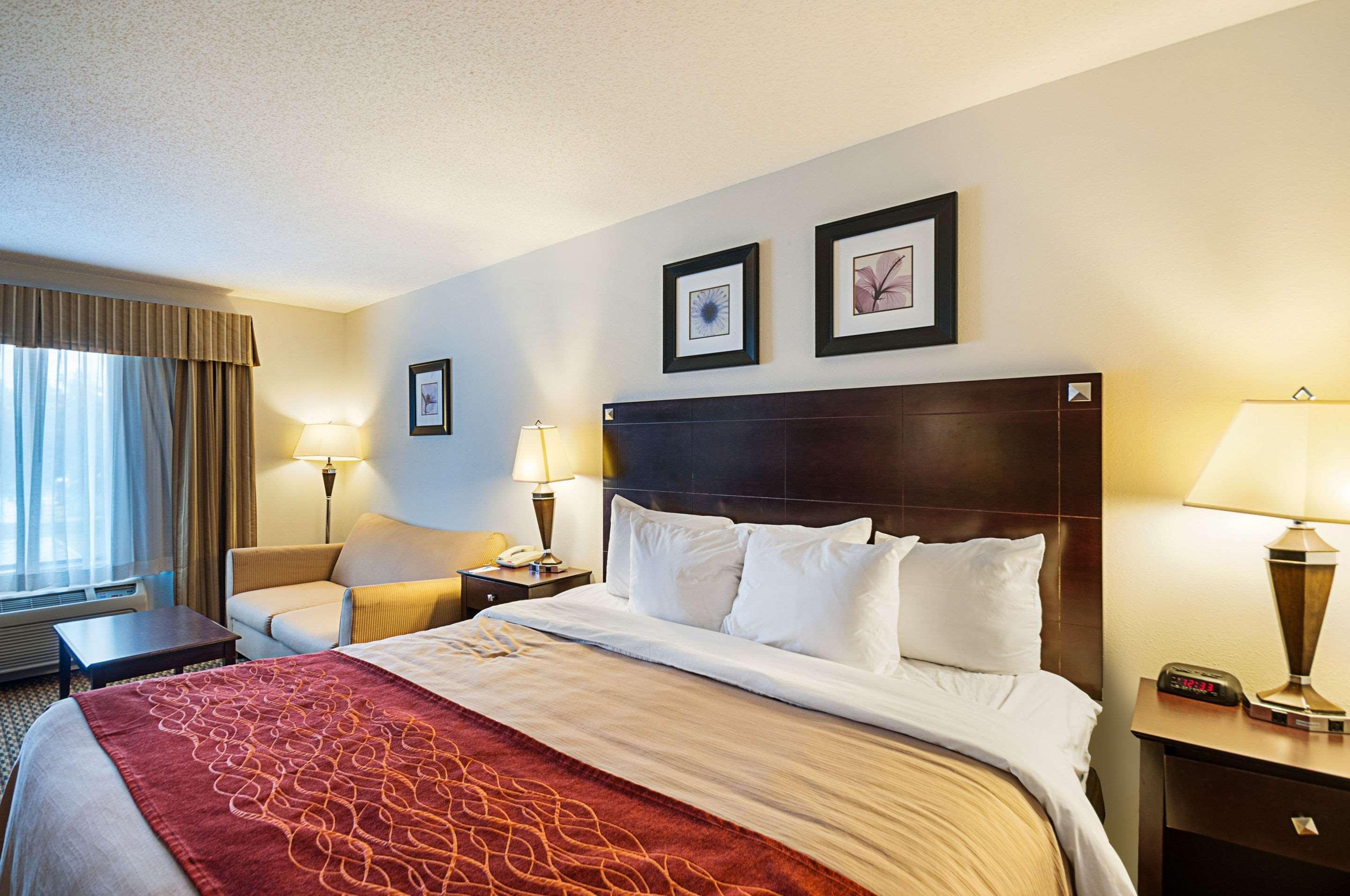 Comfort Inn & Suites Cambridge Εξωτερικό φωτογραφία