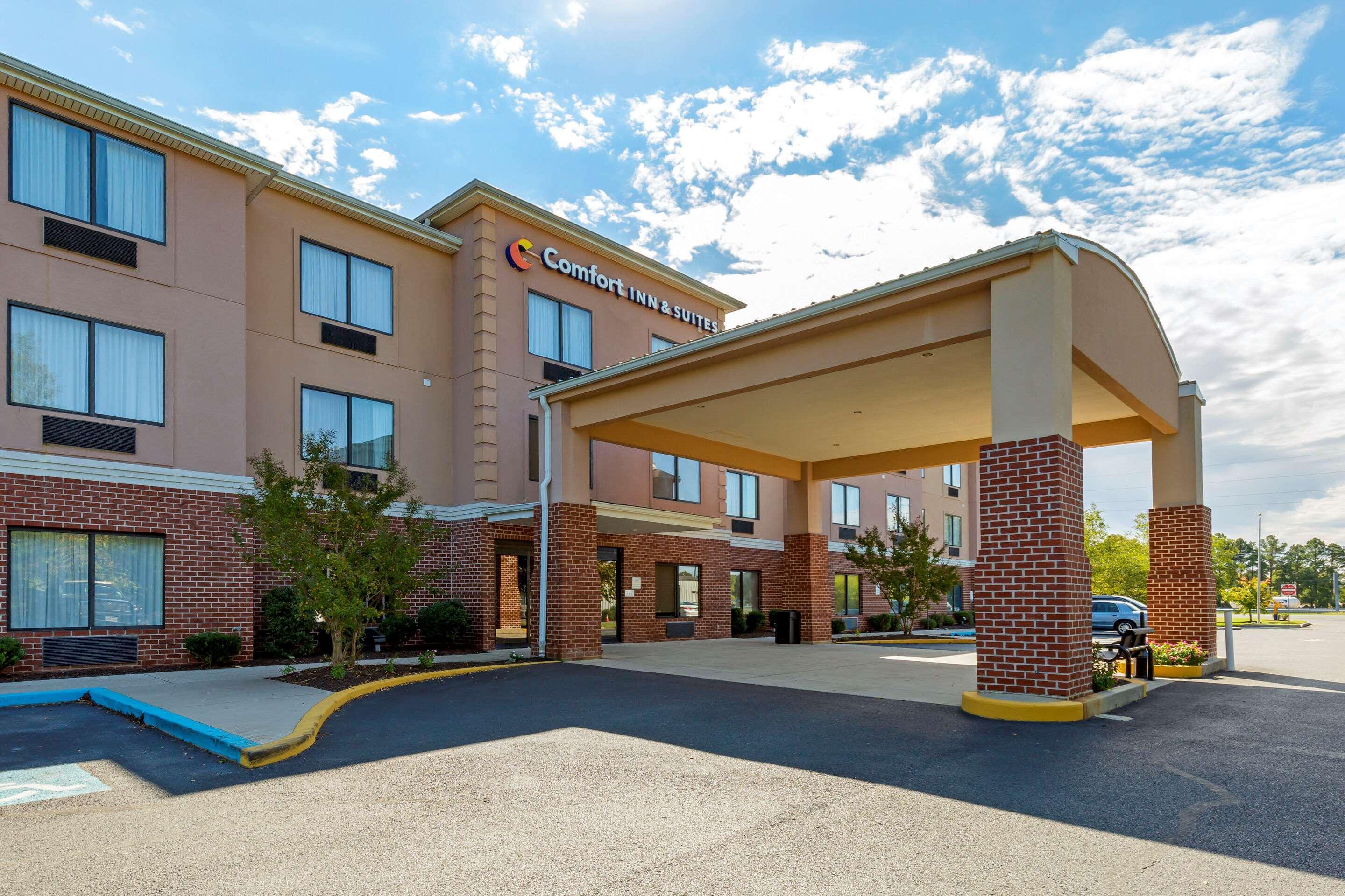 Comfort Inn & Suites Cambridge Εξωτερικό φωτογραφία
