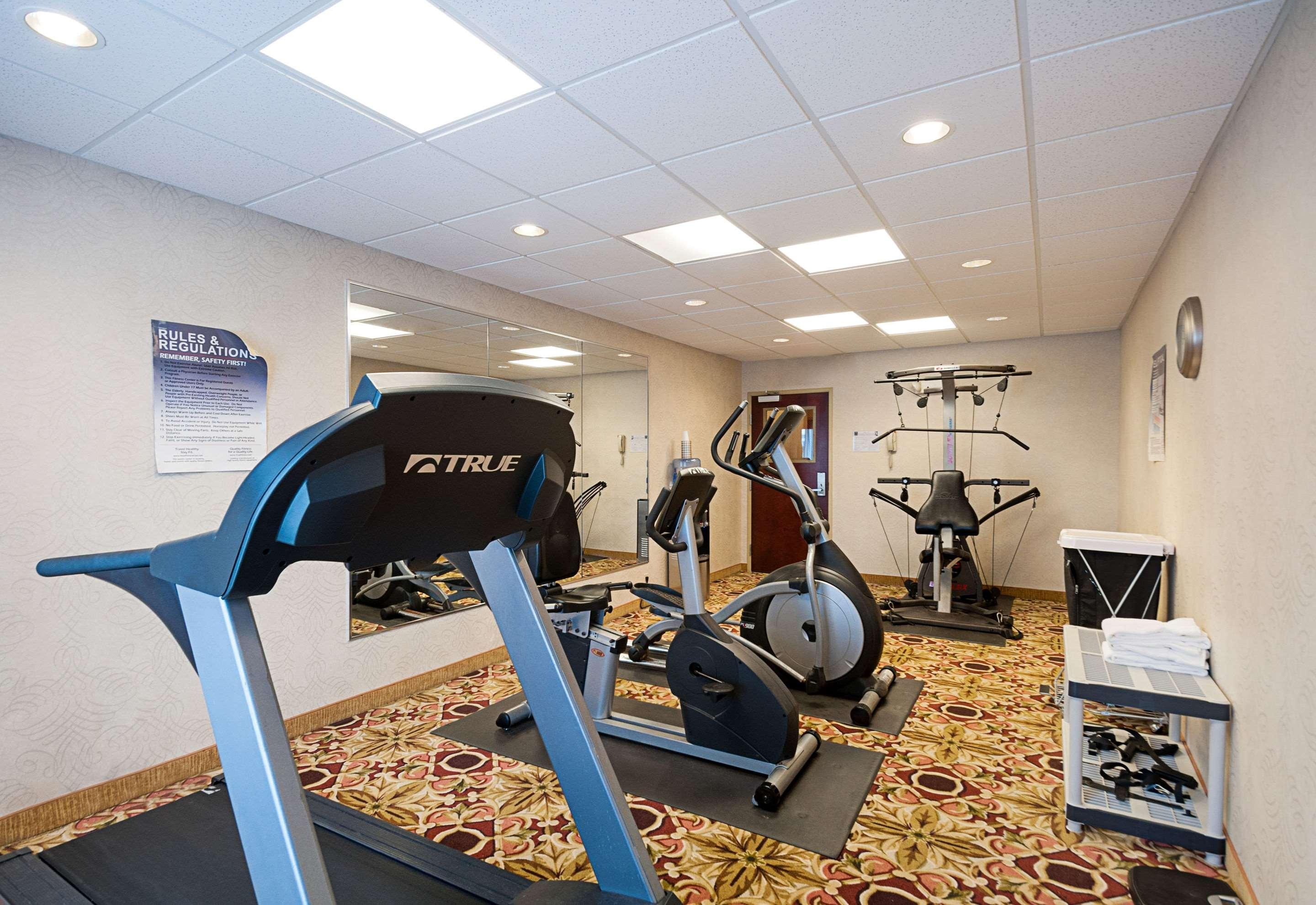 Comfort Inn & Suites Cambridge Εξωτερικό φωτογραφία