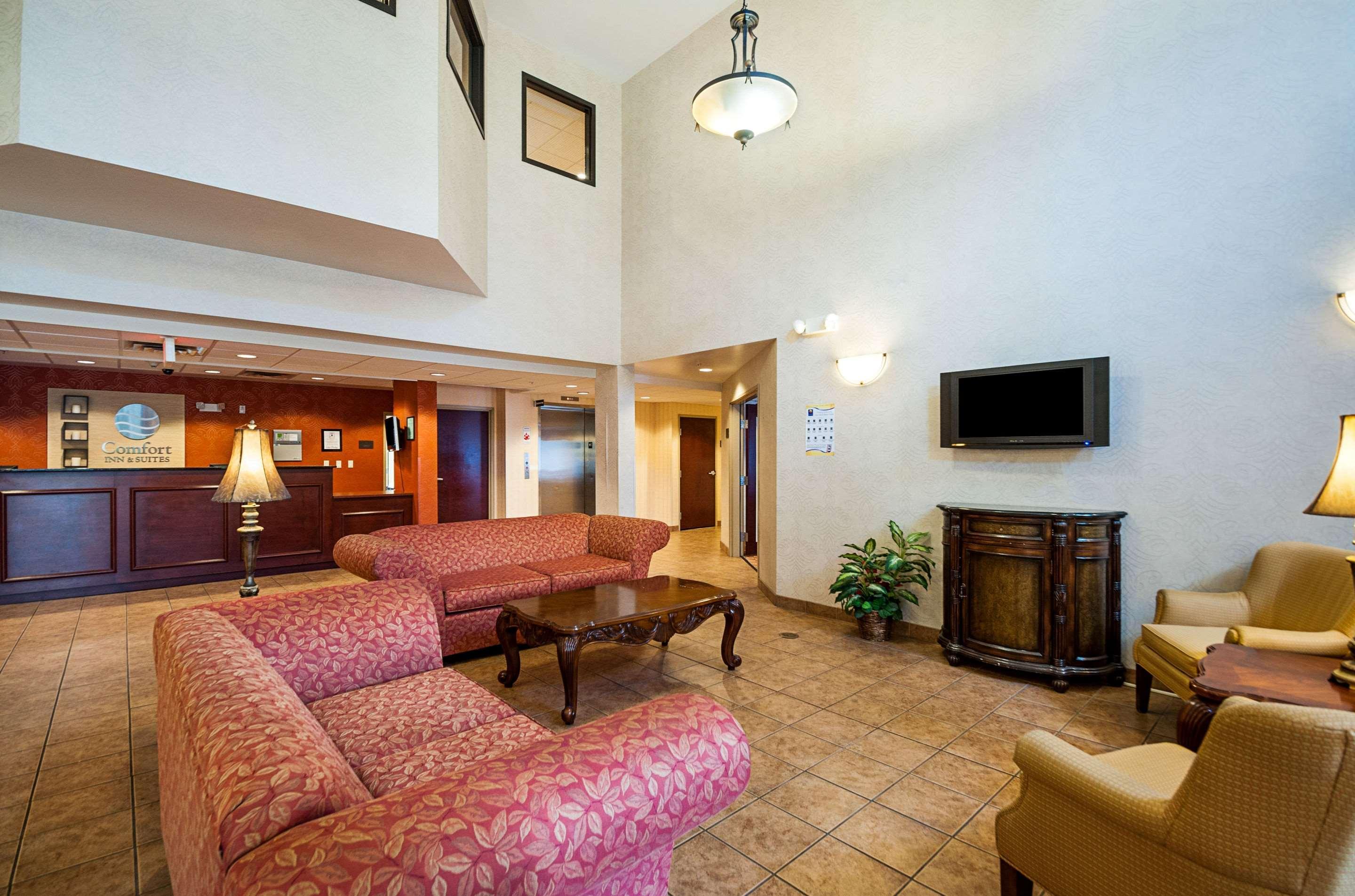 Comfort Inn & Suites Cambridge Εξωτερικό φωτογραφία