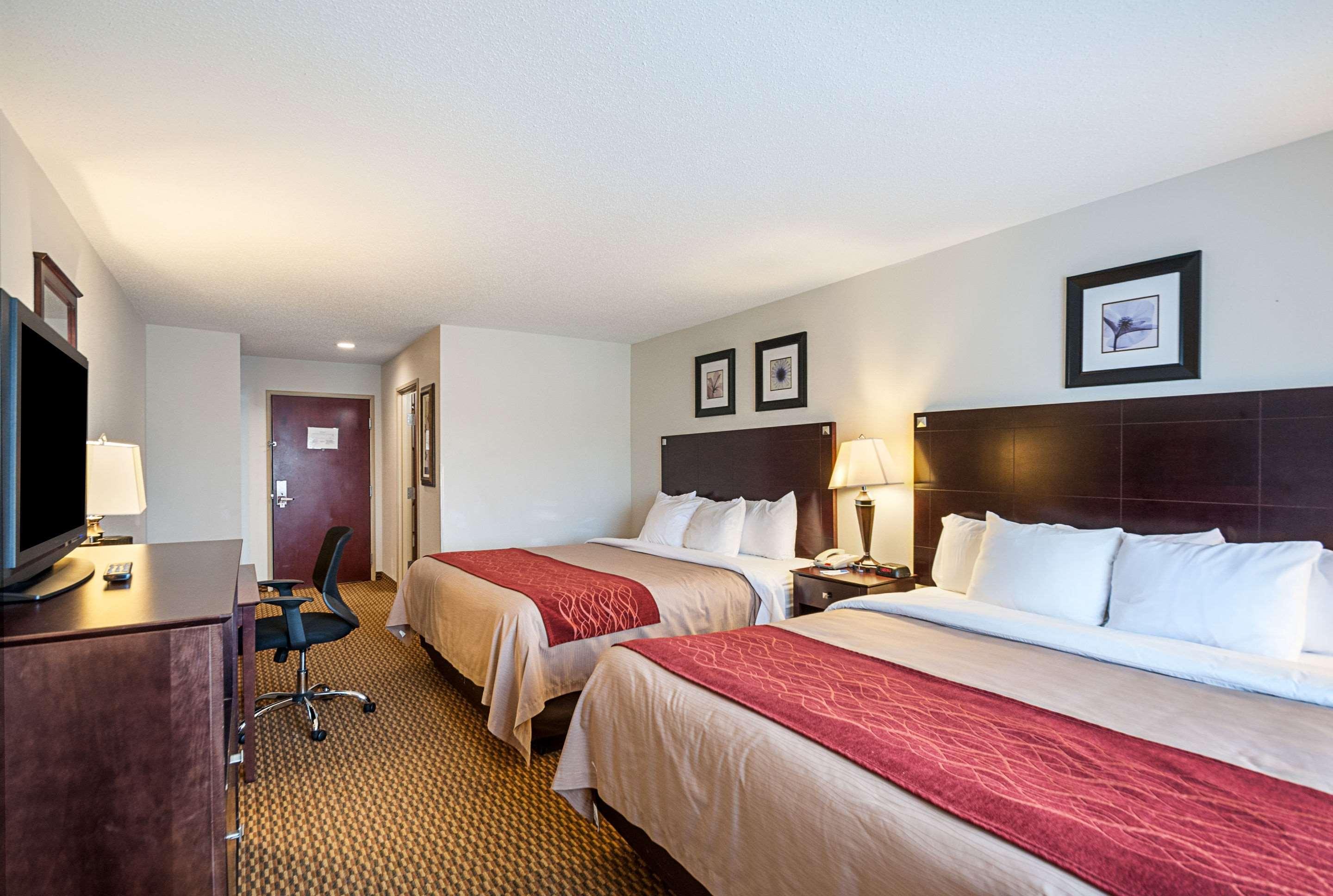 Comfort Inn & Suites Cambridge Εξωτερικό φωτογραφία