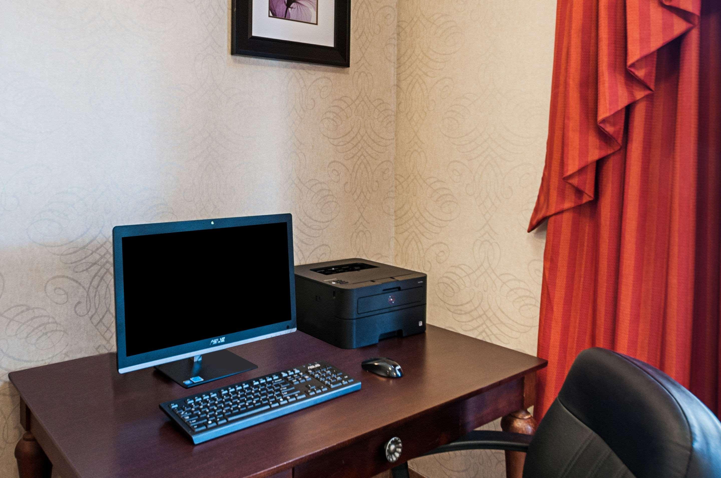 Comfort Inn & Suites Cambridge Εξωτερικό φωτογραφία