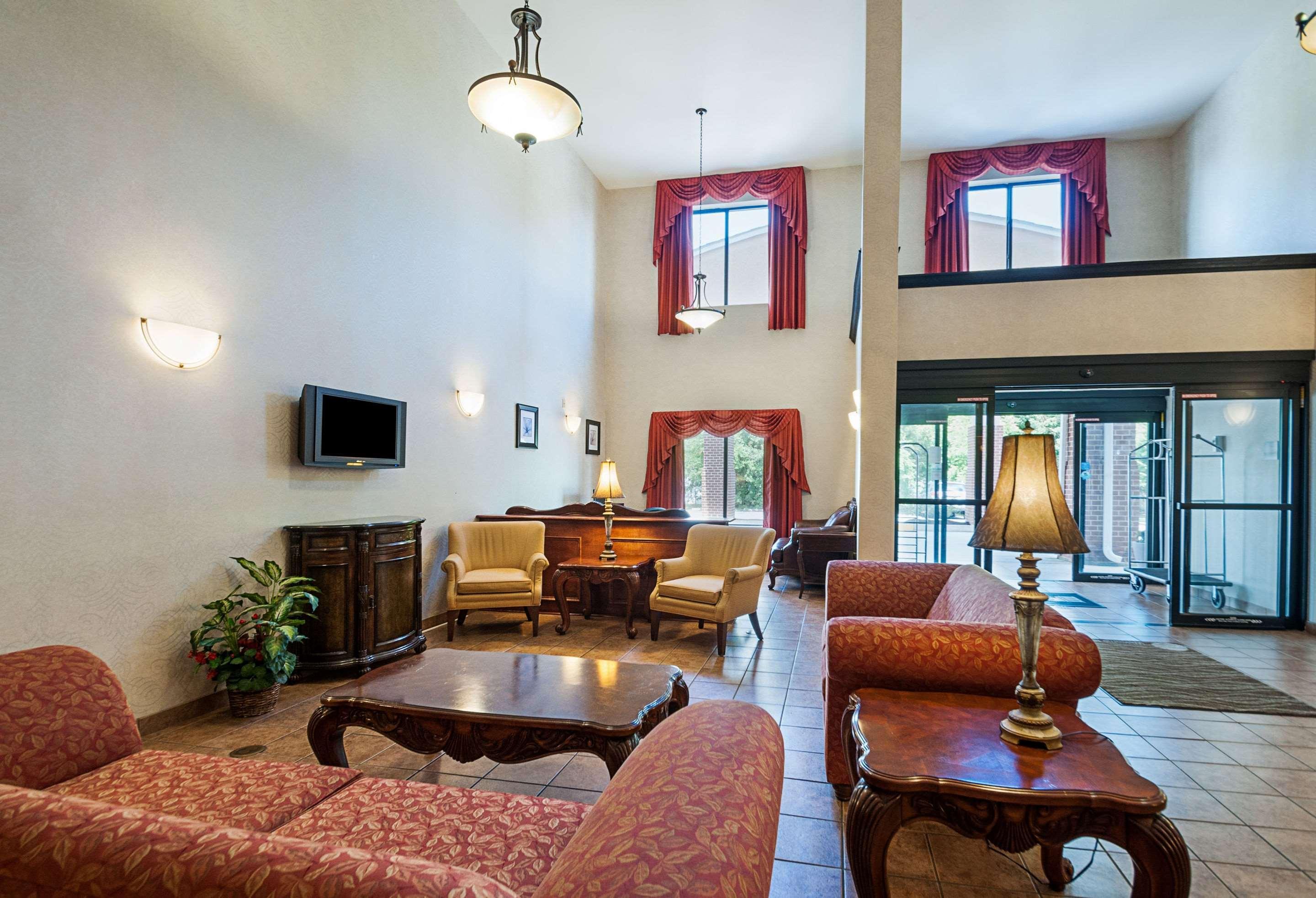 Comfort Inn & Suites Cambridge Εξωτερικό φωτογραφία