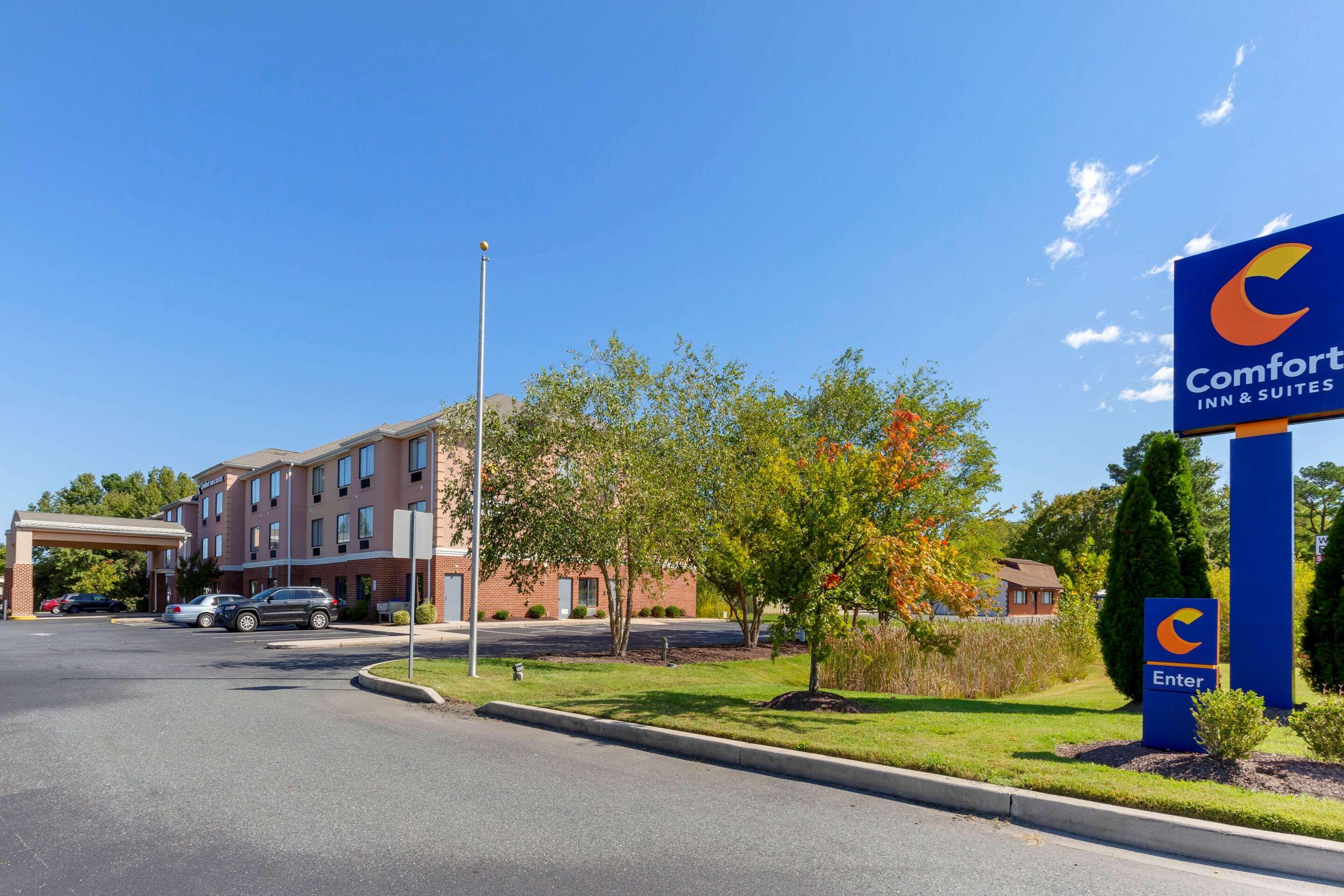 Comfort Inn & Suites Cambridge Εξωτερικό φωτογραφία